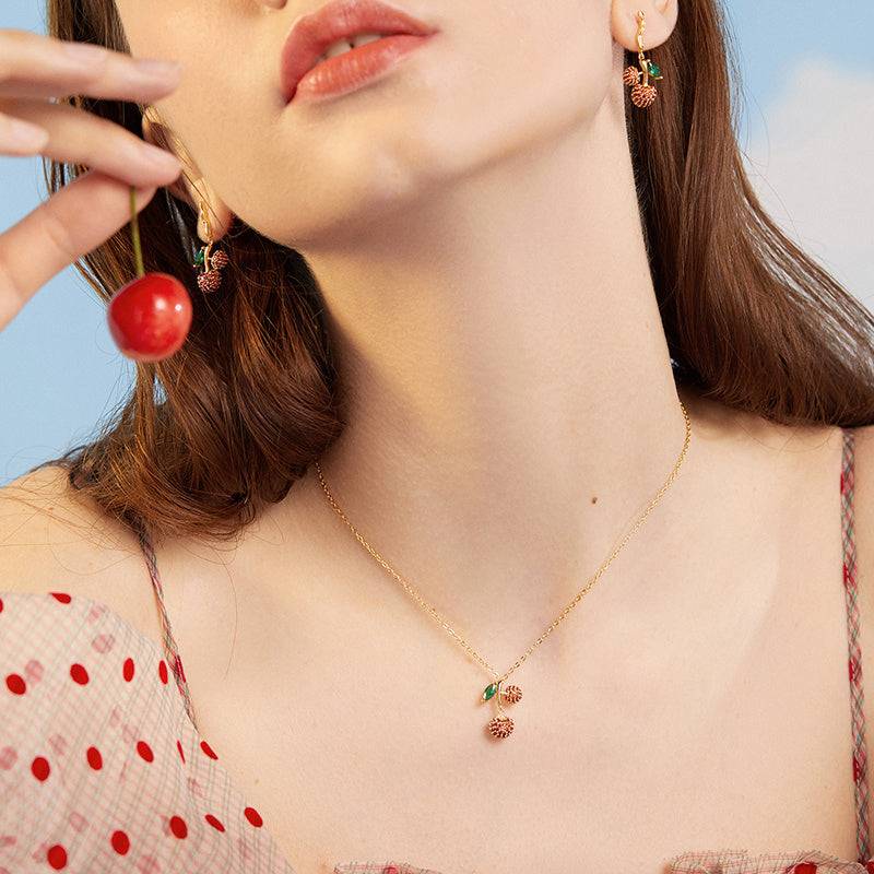 Feminine fashion cherry shaped pendant necklace