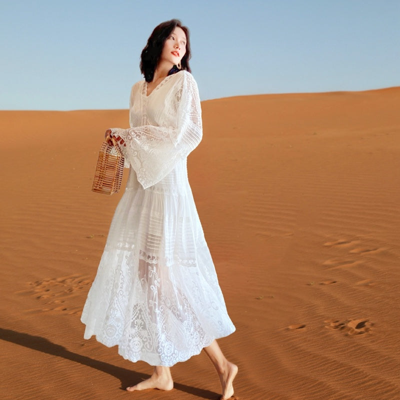 Travel Wear With Flared Sleeves Lace Loose White Dress