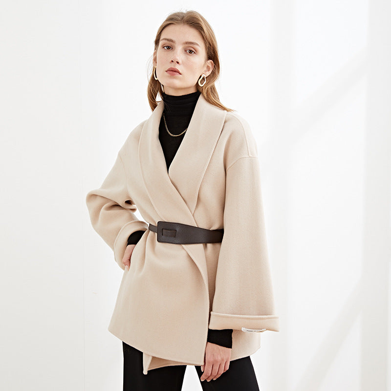 Double-faced cashmere coat with wool belt