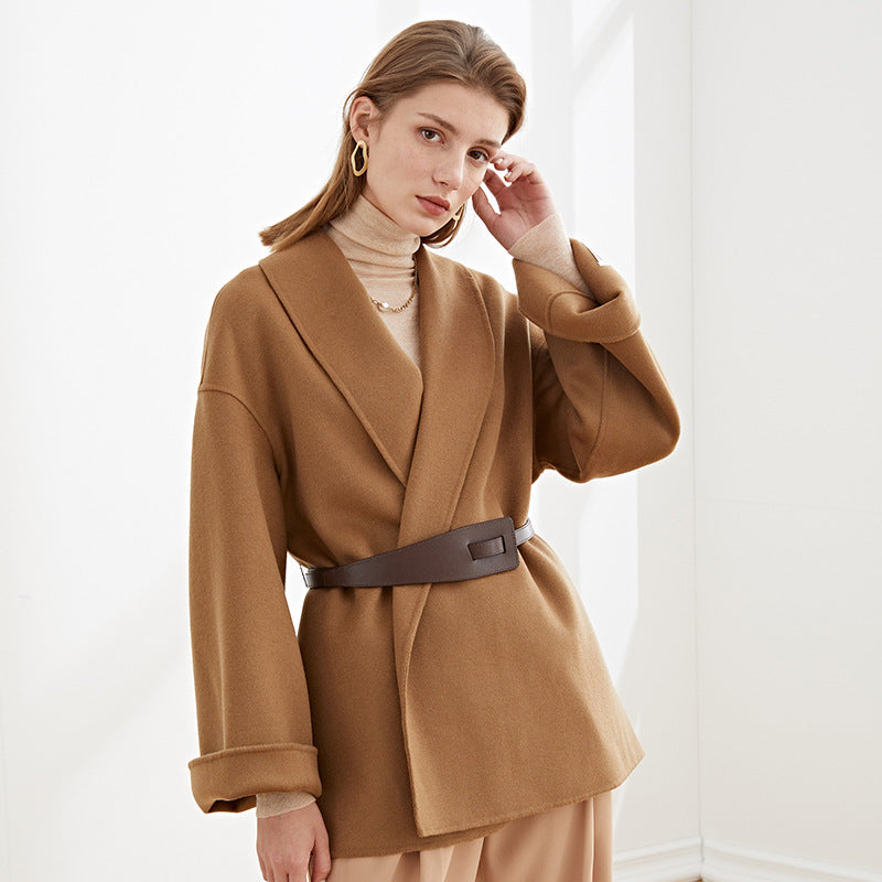 Double-faced cashmere coat with wool belt