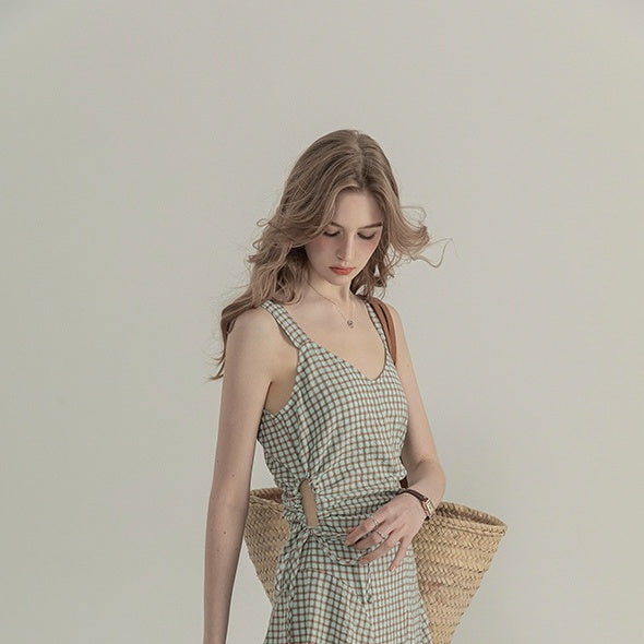 Checkered sleeveless camisole dress for women