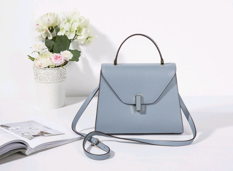 spring and summer new simple portable handbag leather bag shoulder Messenger bag