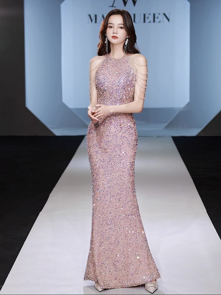 Minority high-end women's host dress