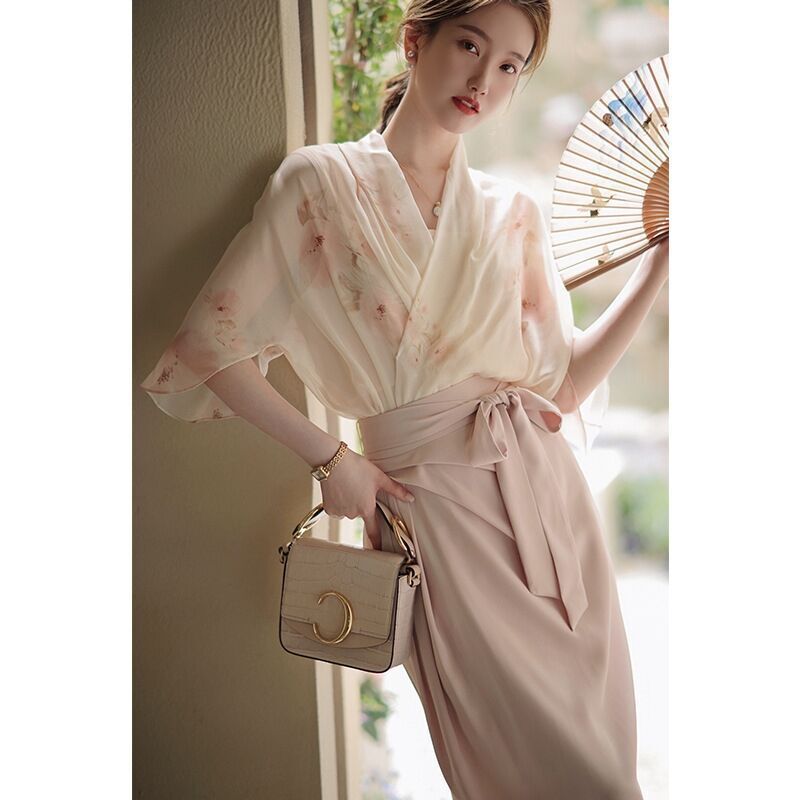 Summer New Ladies Temperament Chiffon Floral Shirt Skirt Two-piece Suit