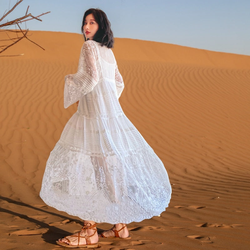 Travel Wear With Flared Sleeves Lace Loose White Dress