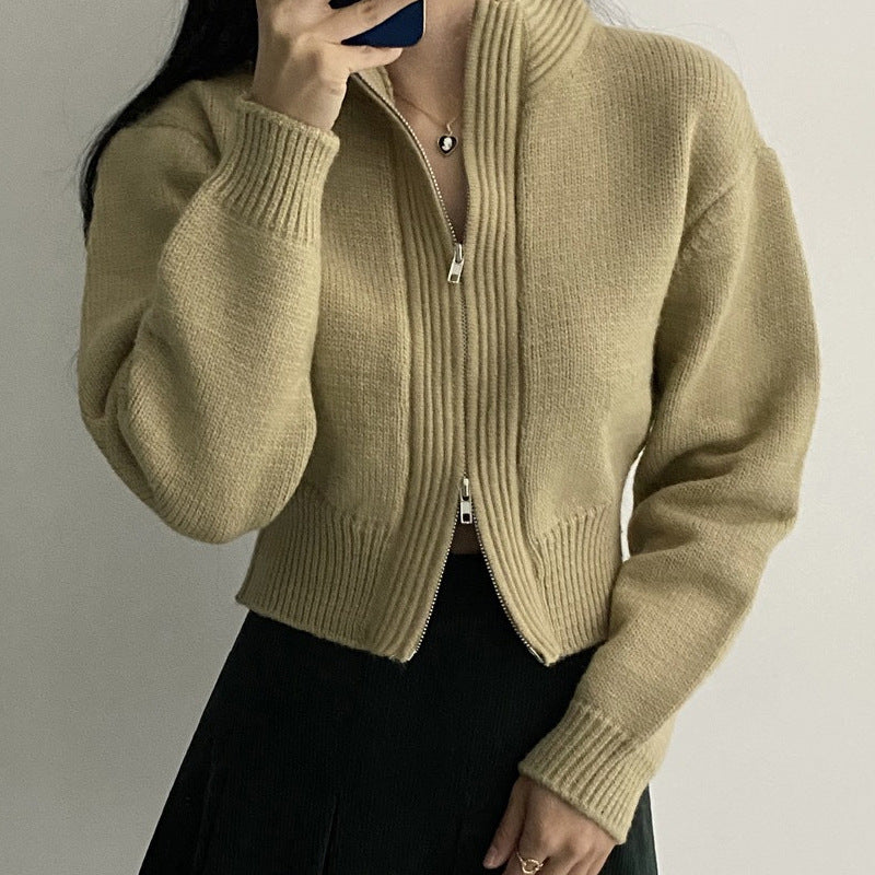 Design Loose and Versatile Long Sleeve Knitted Cropped Sweater